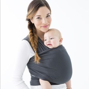 Solly Baby Wrap - Charcoal Swiss Dot